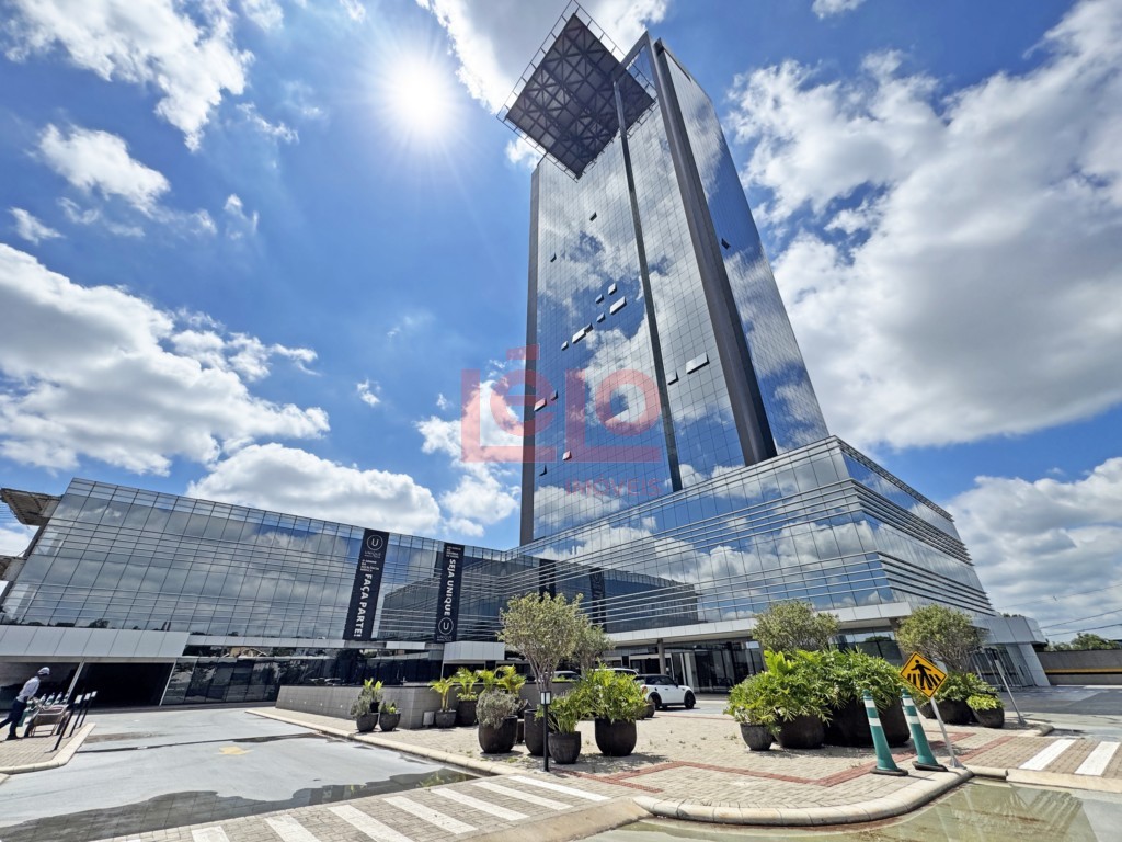 Sala Comercial para locacao no Cidade Moncoes em Maringa com 50,78m² por R$ 3.800,00