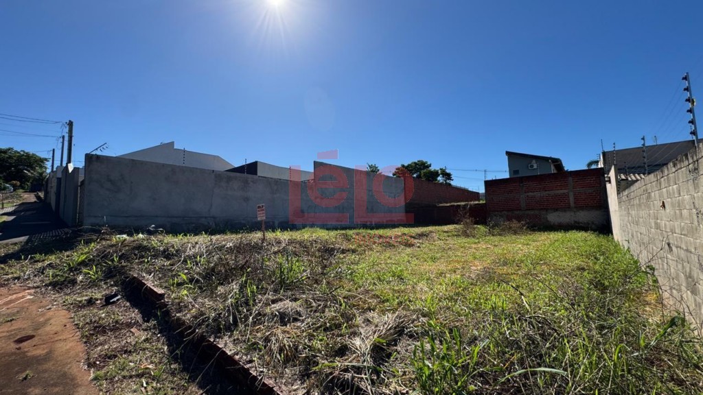 Terreno para venda no Jardim Oriental em Maringa com 400m² por R$ 280.000,00