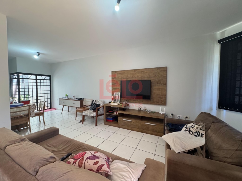 Casa Residencial para venda no Jardim Imperial em Maringa com 187m² por R$ 410.000,00