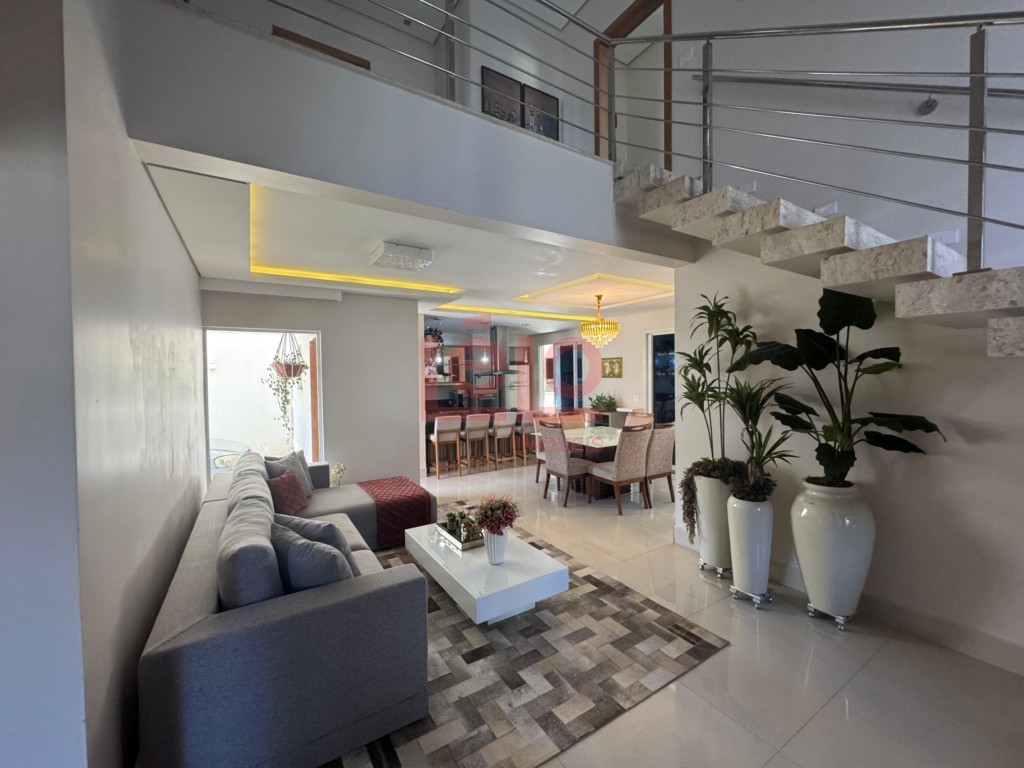 Sobrado para venda no Jardim Toquio em Maringa com 395,16m² por R$ 1.400.000,00