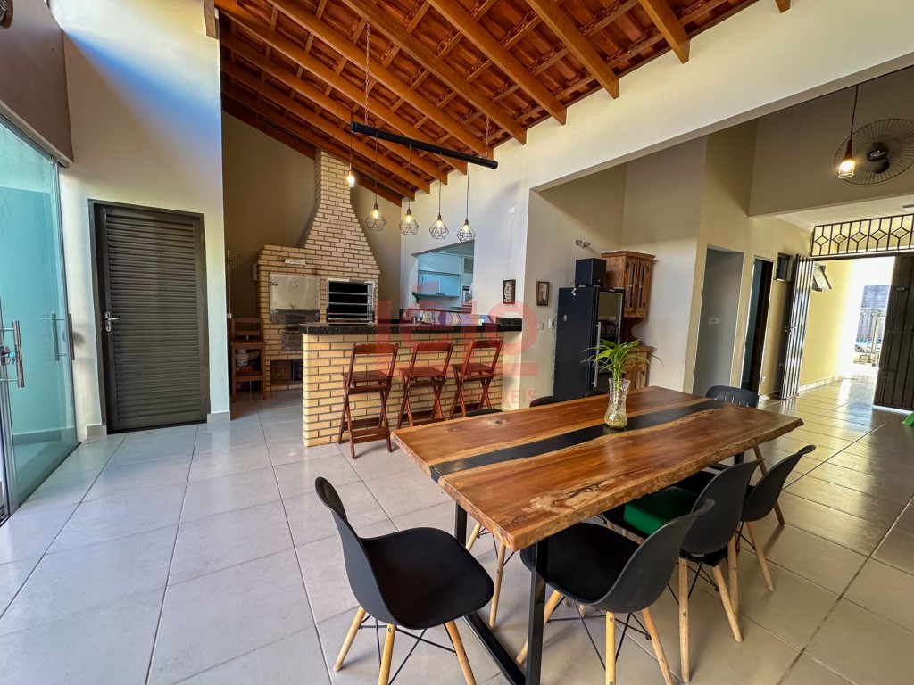Sobrado para venda no Jardim Imperial em Maringa com 187,6m² por R$ 770.000,00