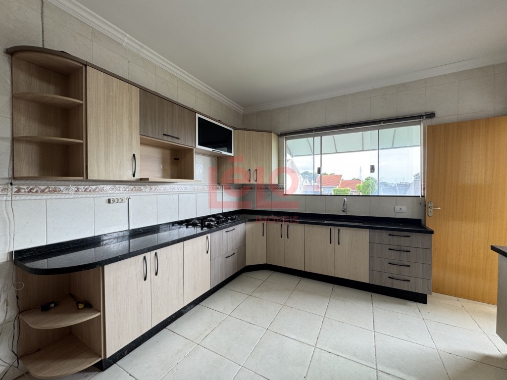 Apartamento para locacao no Jardim Santa Helena em Maringa com 110m² por R$ 2.500,00