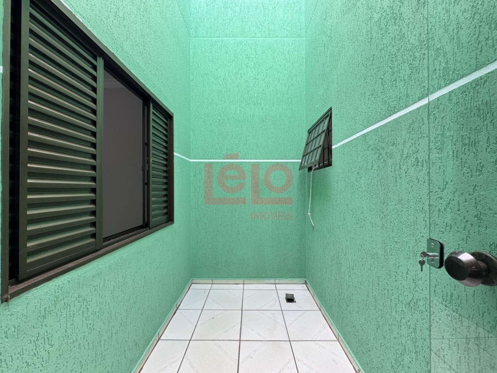 Apartamento para locacao no Jardim Santa Helena em Maringa com 110m² por R$ 2.500,00