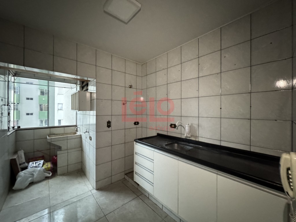 Apartamento para locacao no Vila Bosque em Maringa com 82,41m² por R$ 1.500,00