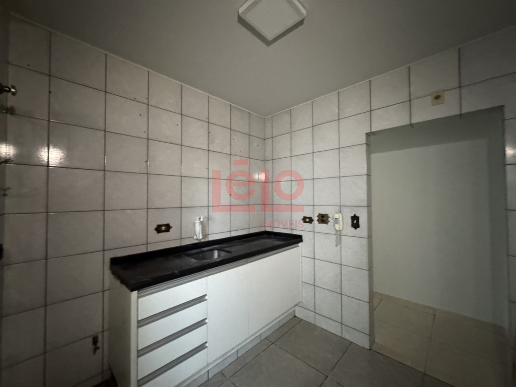 Apartamento para locacao no Vila Bosque em Maringa com 82,41m² por R$ 1.500,00