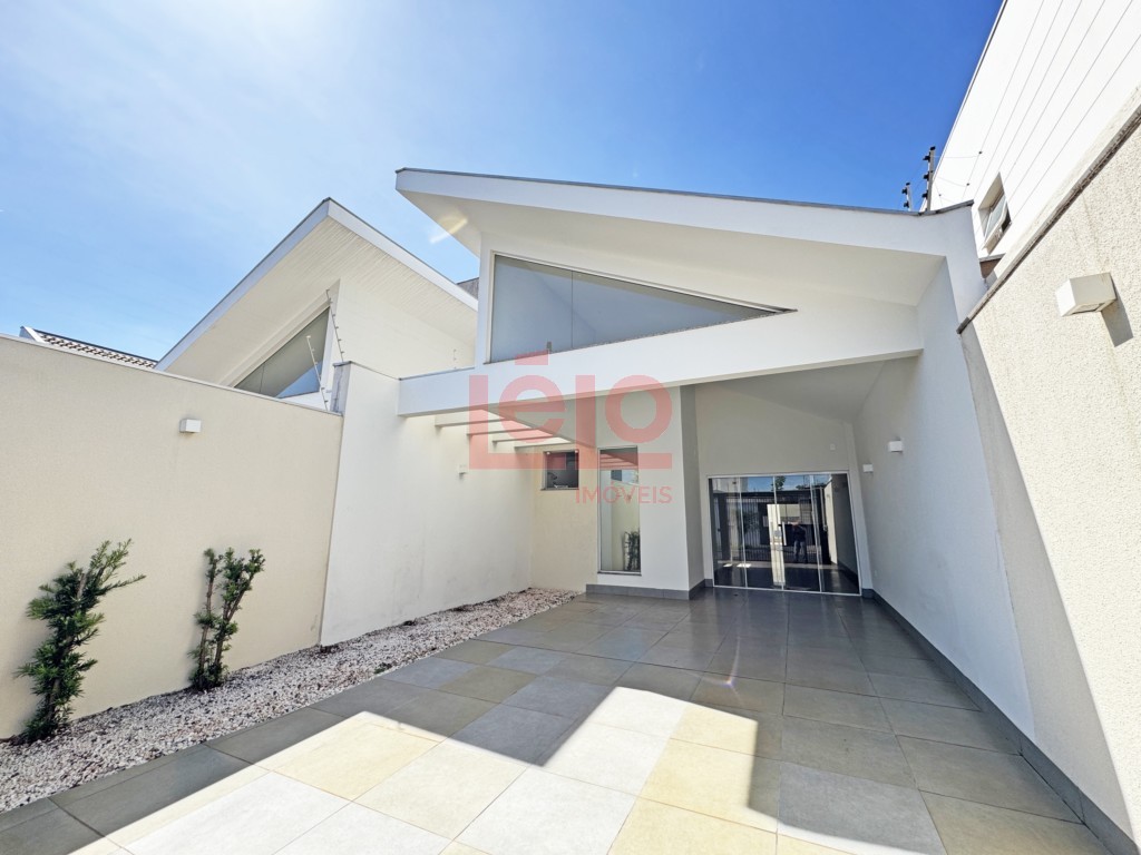 Casa Residencial para locacao no Jardim Paris VI em Maringa com 135,97m² por R$ 2.800,00