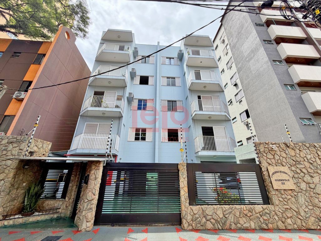 Apartamento para venda no Zona 07 em Maringa com 128,3m² por R$ 330.000,00