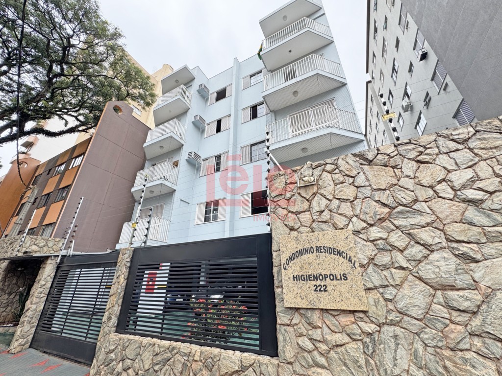 Apartamento para venda no Zona 07 em Maringa com 128,3m² por R$ 320.000,00