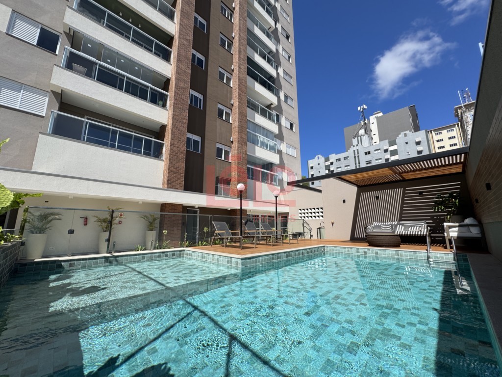Apartamento para locacao no Zona 07 em Maringa com 180,35m² por R$ 3.500,00
