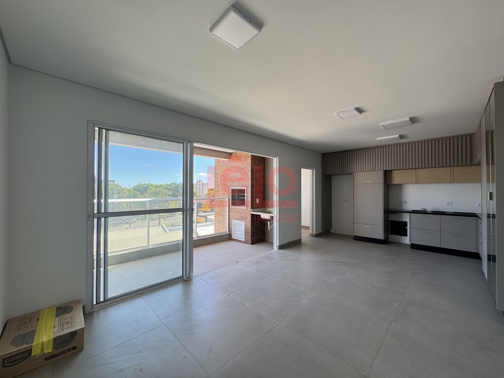 Apartamento para locacao no Zona 07 em Maringa com 180,35m² por R$ 3.500,00