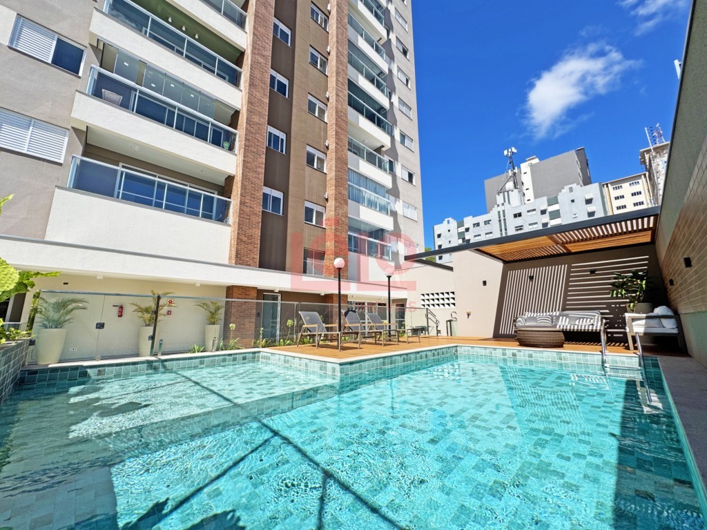 Apartamento para locacao no Zona 07 em Maringa com 180,35m² por R$ 3.500,00