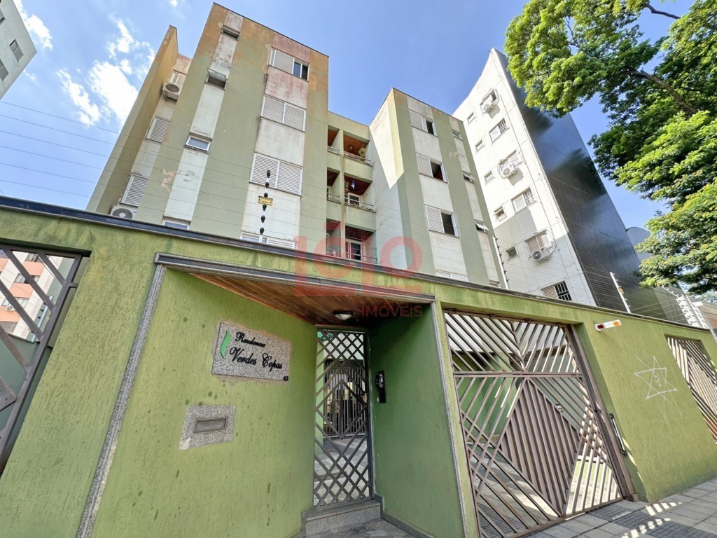 Apartamento para locacao no Zona 07 em Maringa com 127,21m² por R$ 1.500,00