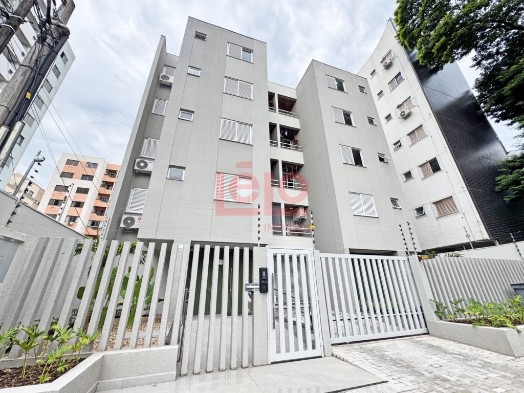 Apartamento para locacao no Zona 07 em Maringa com 127,21m² por R$ 1.500,00