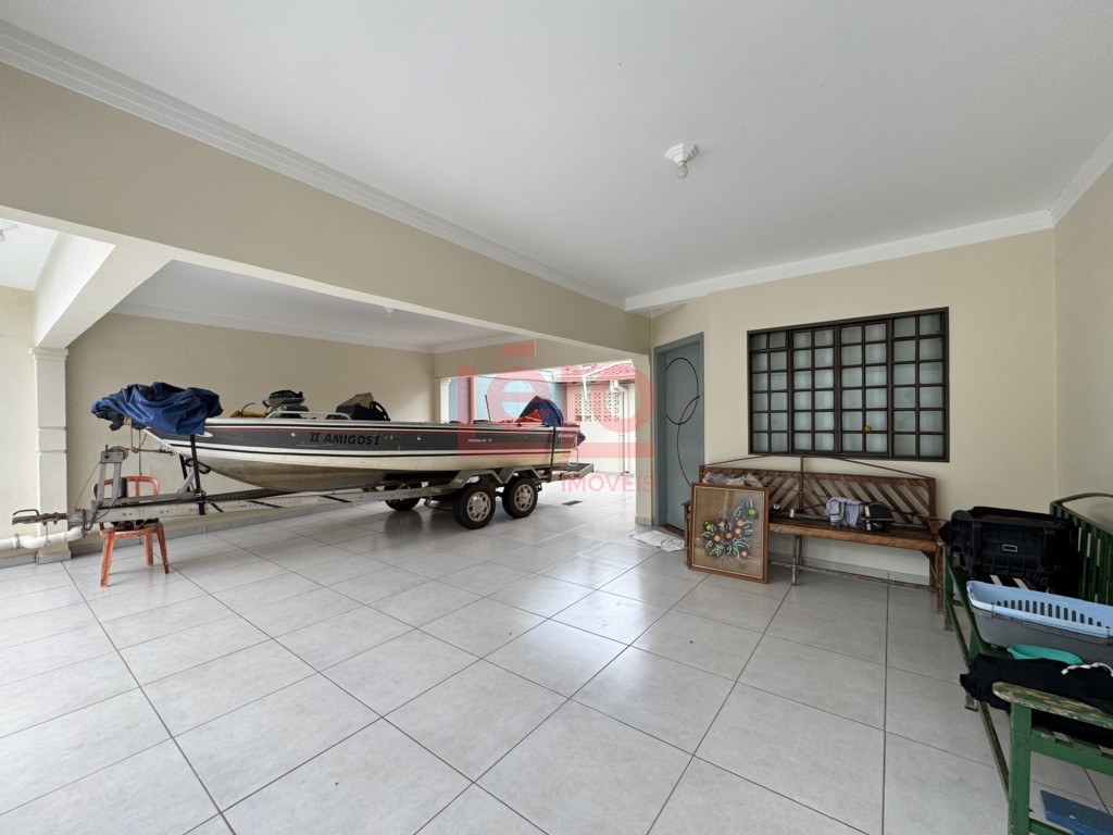 Casa Residencial para locacao no Parque das Laranjeiras em Maringa com 213,36m² por R$ 2.800,00