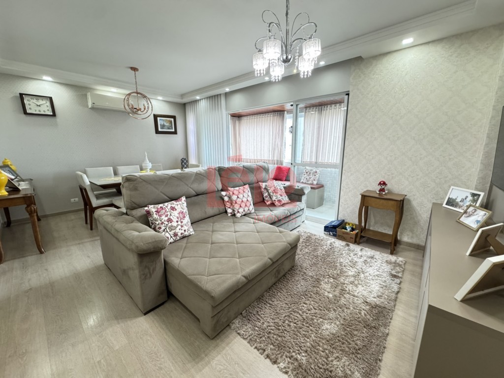 Apartamento para venda no Zona 07 em Maringa com 180m² por R$ 725.000,00