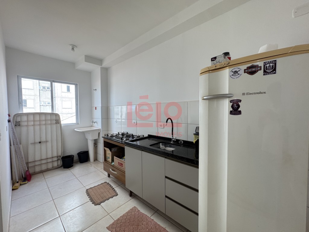 Apartamento para locacao no Chacaras Aeroporto em Maringa com 73,81m² por R$ 1.300,00