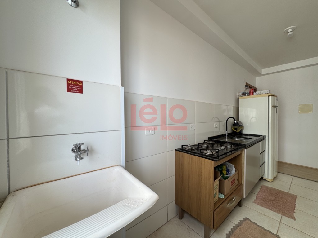 Apartamento para locacao no Chacaras Aeroporto em Maringa com 73,81m² por R$ 1.300,00