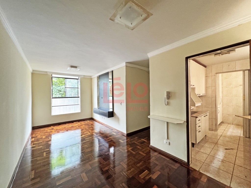 Apartamento para locacao no Zona 07 em Maringa com 80,77m² por R$ 1.400,00