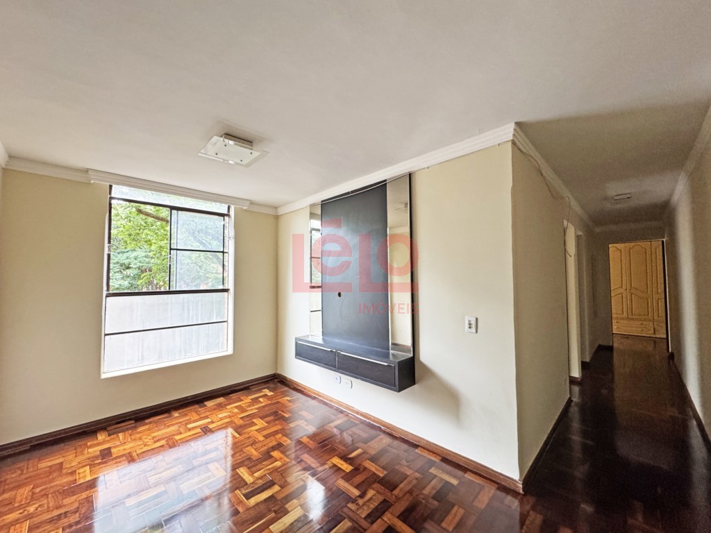 Apartamento para locacao no Zona 07 em Maringa com 80,77m² por R$ 1.400,00