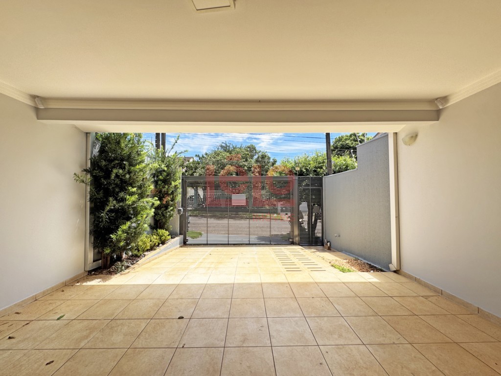 Casa Residencial para locacao no Jardim Paris em Maringa com 104,06m² por R$ 2.800,00