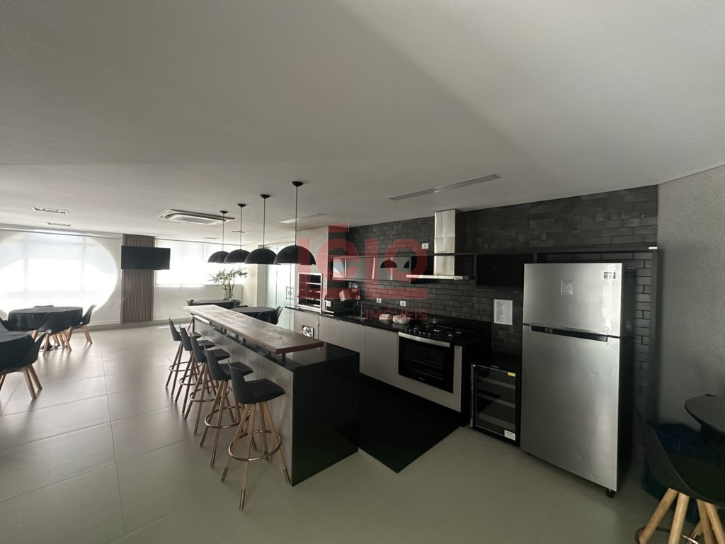 Apartamento para locacao no Novo Centro em Maringa com 121,94m² por R$ 3.300,00