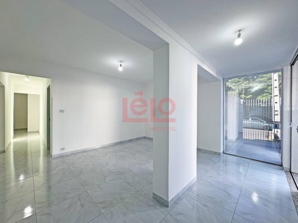 Sala Comercial para locacao no Zona 04 em Maringa com 205,45m² por R$ 6.000,00