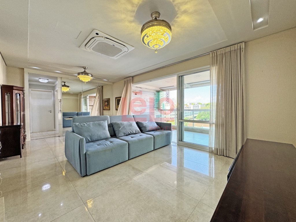 Apartamento para venda e locacao no Zona 08 em Maringa com 237,33m² por R$ 1.350.000,00 (venda) ou R$ 6.500,00 (locação)