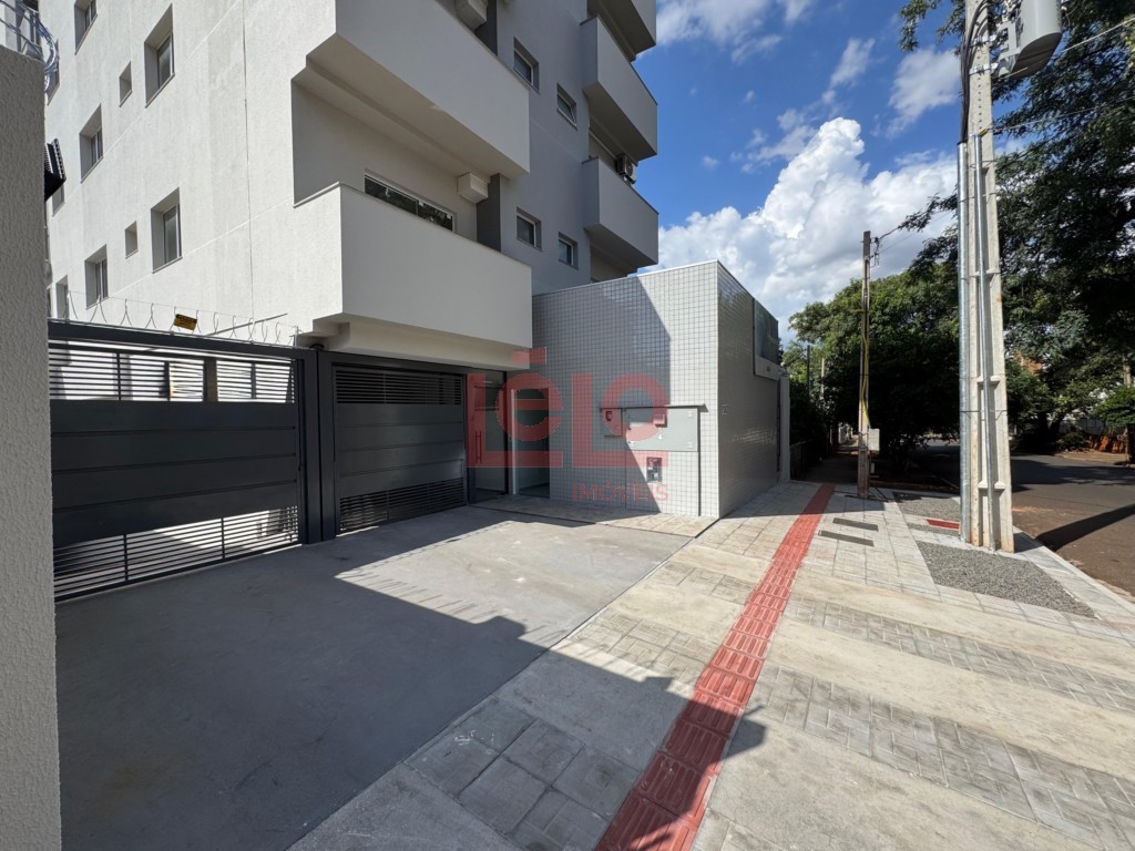 Apartamento para venda no Zona 07 em Maringa com 69m² por R$ 410.000,00