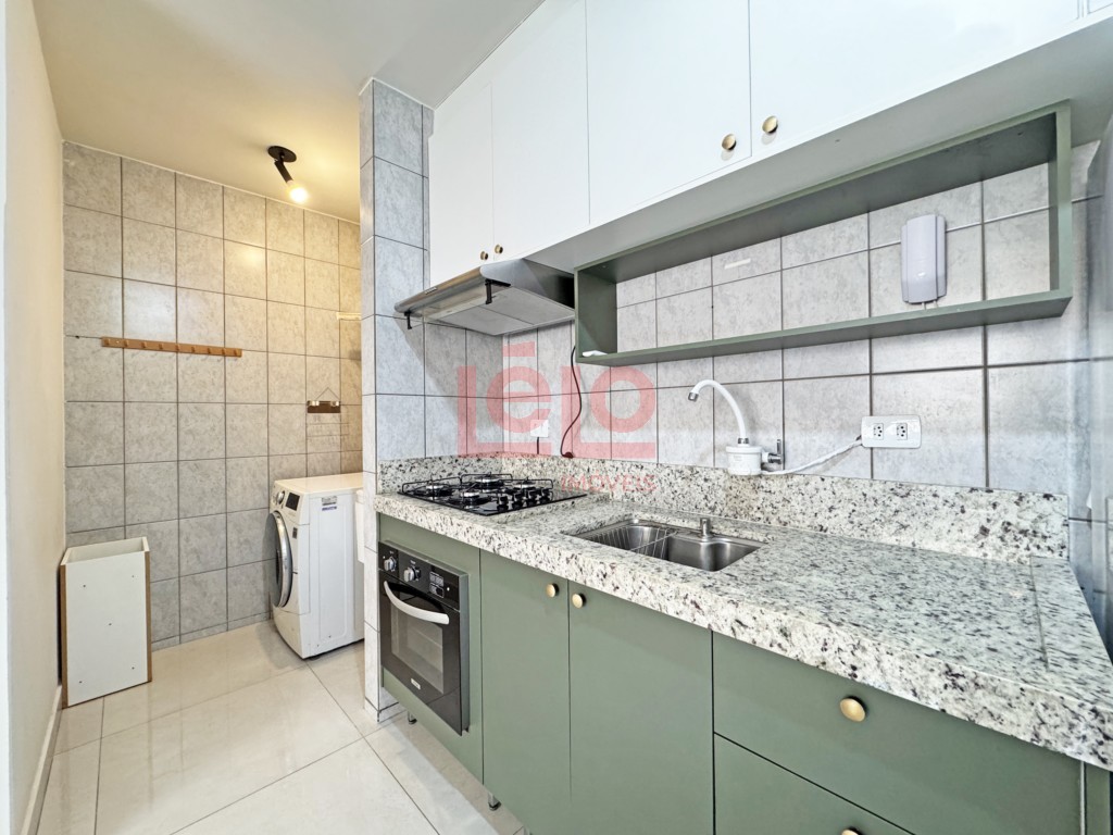 Apartamento para locacao no Zona 07 em Maringa com 74,55m² por R$ 1.800,00