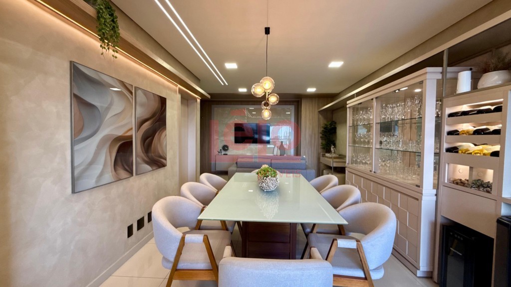 Apartamento para venda no Zona 03 em Maringa com 170,79m² por R$ 1.680.000,00