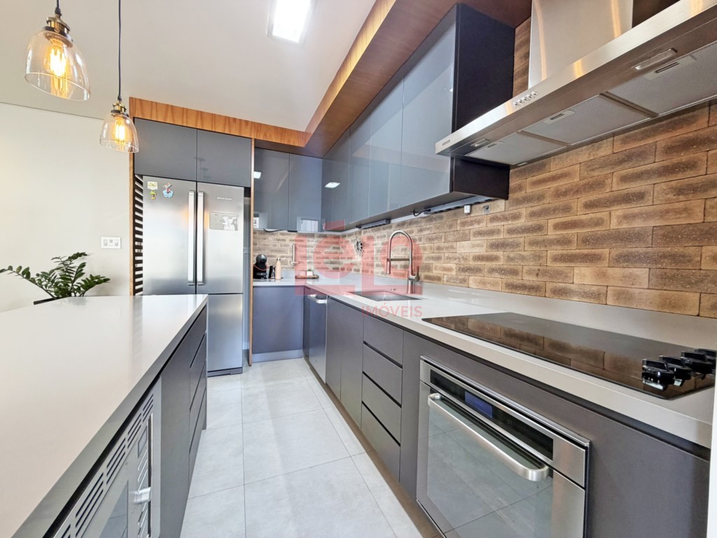 Apartamento para venda no Zona 03 em Maringa com 187m² por R$ 1.170.000,00