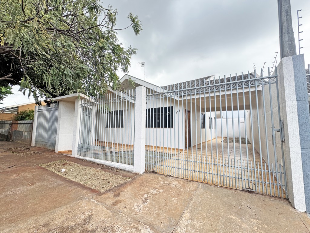 Casa Residencial para locacao no Parque Avenida em Maringa com 109m² por R$ 2.200,00