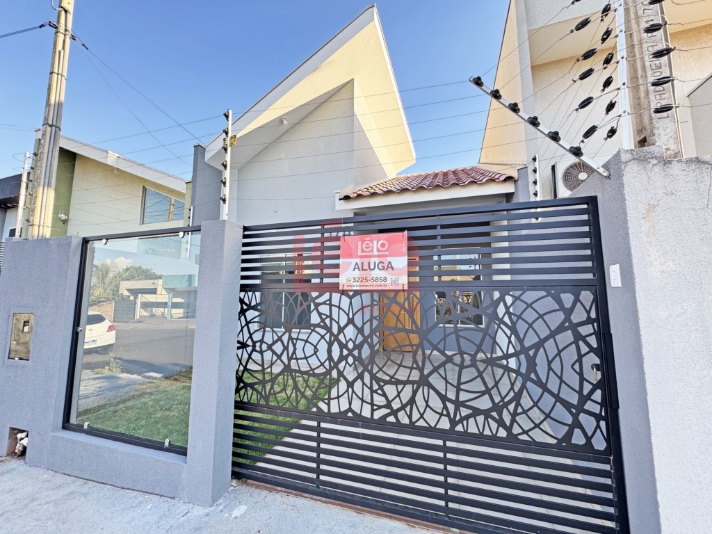 Casa Residencial para locacao no Jd Hamada II em Marialva com 55m² por R$ 1.300,00