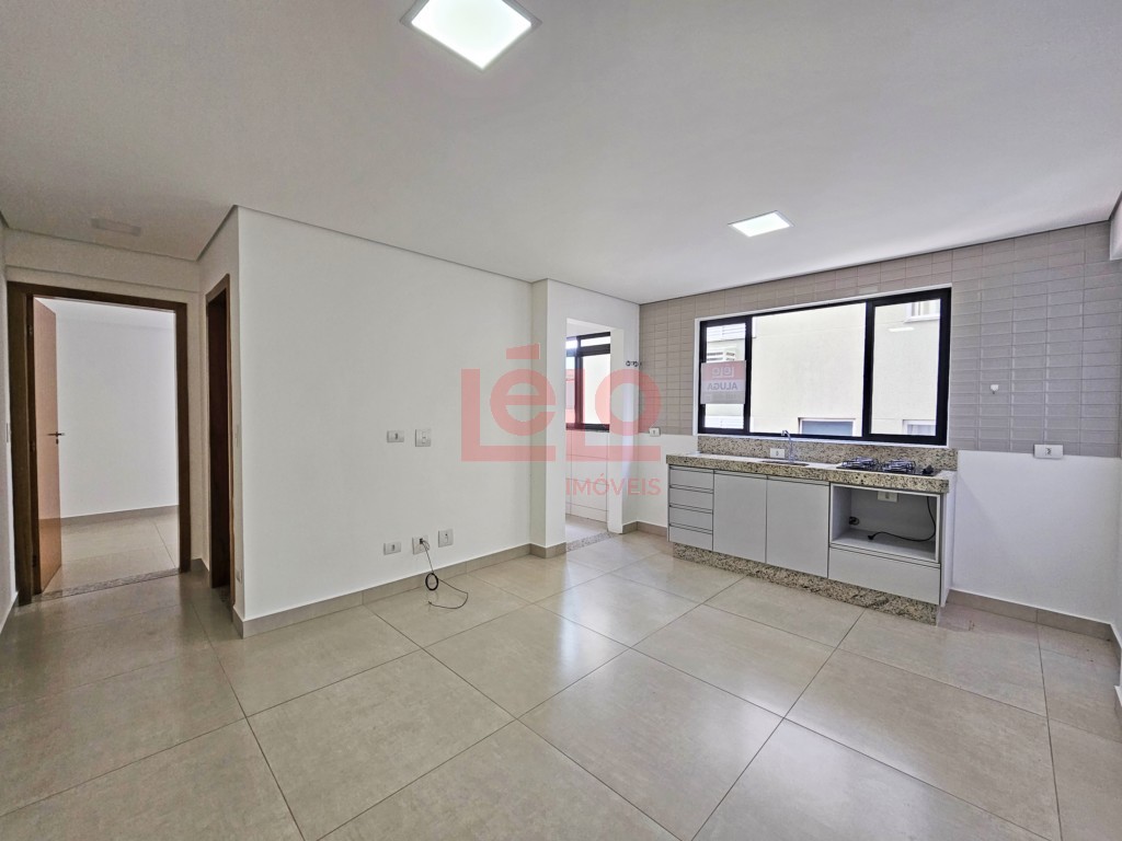 Apartamento para locacao no Zona 07 em Maringa com 81,39m² por R$ 1.300,00