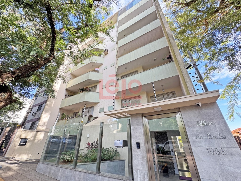 Apartamento para locacao no Zona 07 em Maringa com 174,45m² por R$ 2.500,00