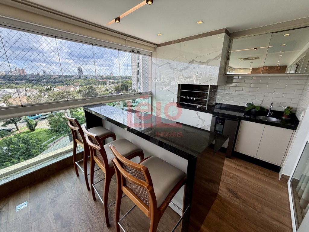 Apartamento para venda no Zona 08 em Maringa com 314,75m² por R$ 2.290.000,00