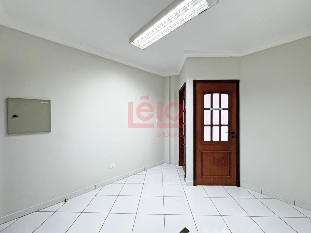 Sala Comercial para locacao no Zona 01 em Maringa com 42,52m² por R$ 1.100,00