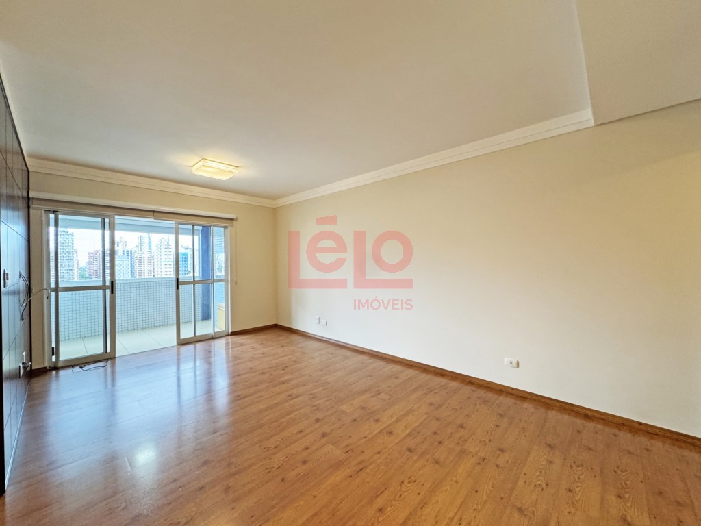 Apartamento para locacao no Zona 01 em Maringa com 209,23m² por R$ 6.000,00