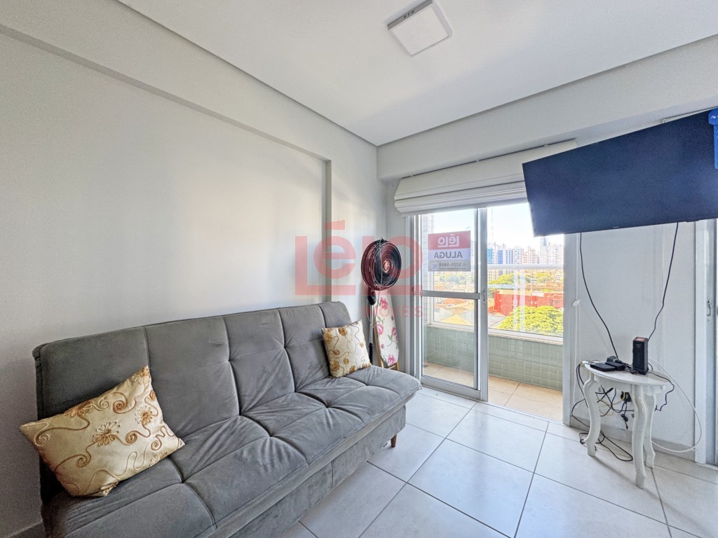 Apartamento para locacao no Novo Centro em Maringa com 52,58m² por R$ 1.900,00