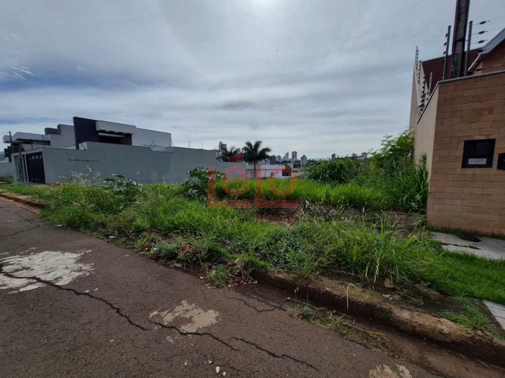 Terreno para venda no Cidade Moncoes em Maringa com 339,73m² por R$ 570.000,00
