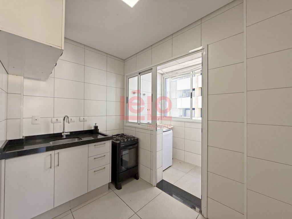 Apartamento para locacao no Zona 07 em Maringa com 107,14m² por R$ 2.000,00