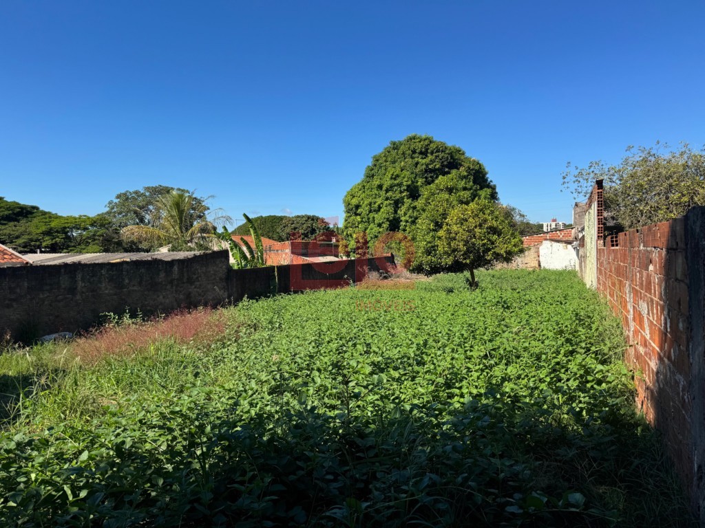 Terreno para venda no Jardim Alvorada em Maringa com 468,75m² por R$ 380.000,00