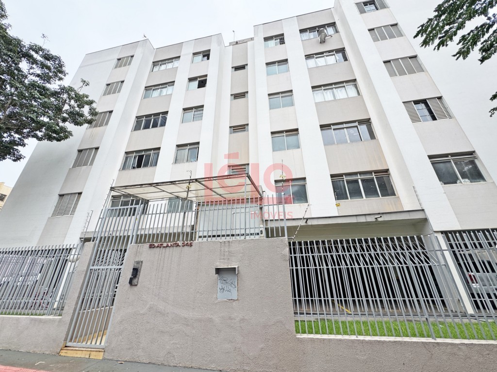 Apartamento para locacao no Zona 07 em Maringa com 99,12m² por R$ 1.300,00