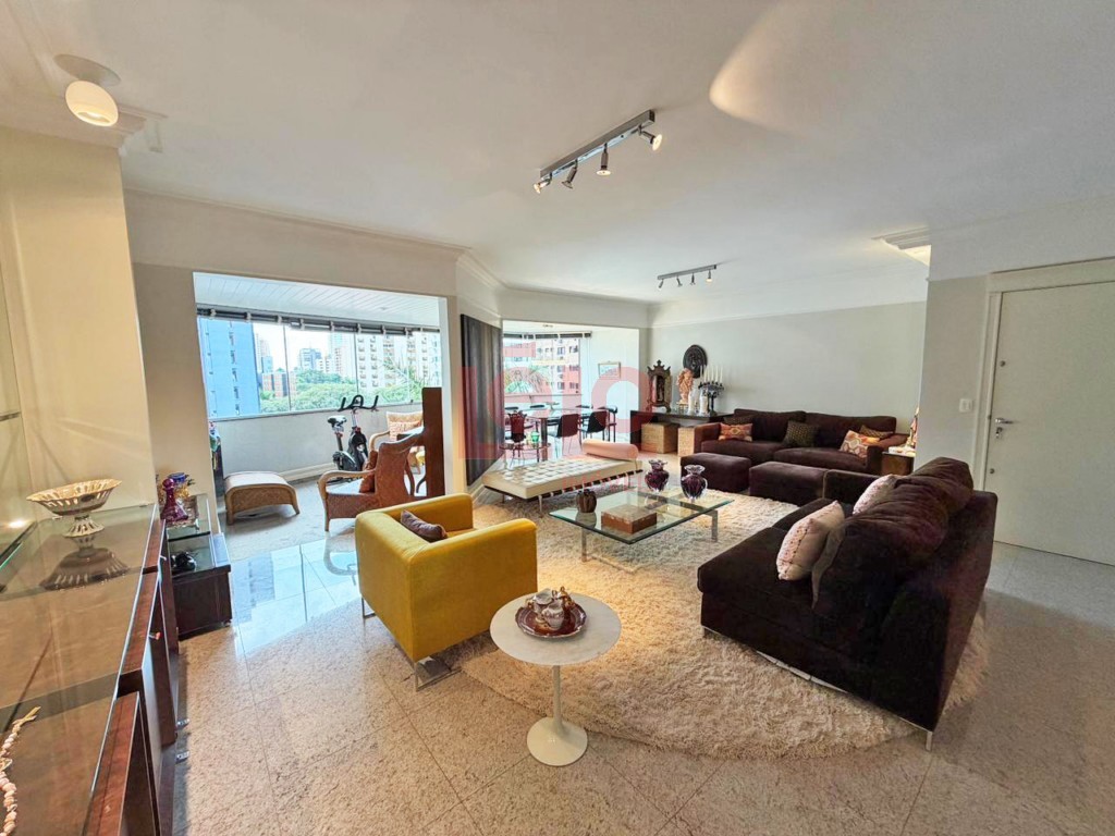 Apartamento para venda no Zona 01 em Maringa com 347,13m² por R$ 1.880.000,00