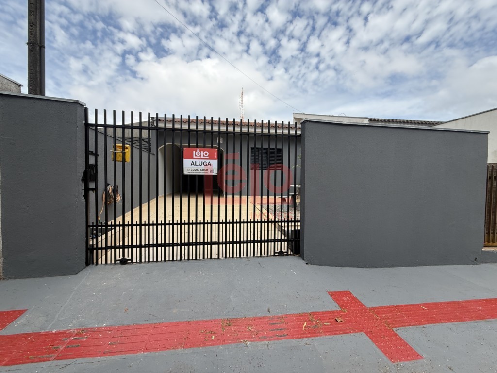 Casa Residencial para locacao no Zona 06 em Maringa com 0m² por R$ 1.800,00