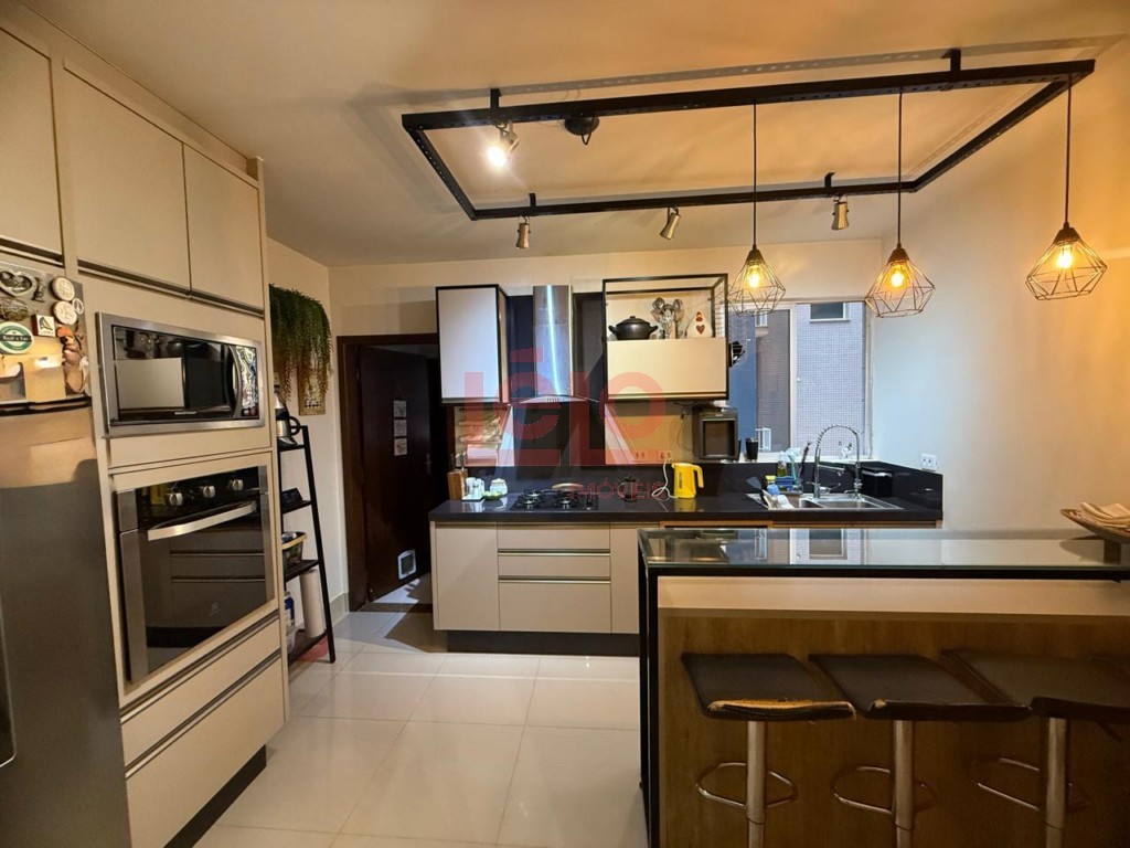 Apartamento para venda no Zona 07 em Maringa com 168,72m² por R$ 530.000,00