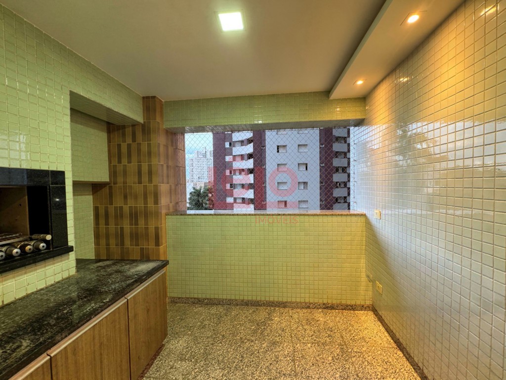 Apartamento para venda no Zona 01 em Maringa com 97m² por R$ 680.000,00
