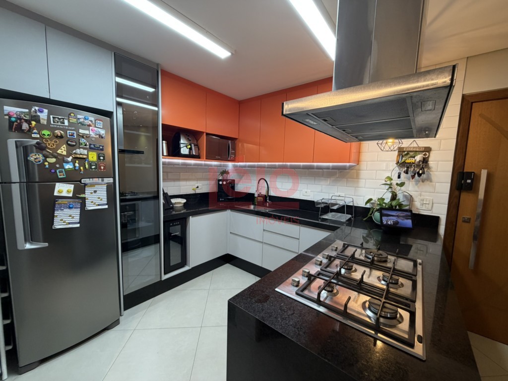 Apartamento para venda no Zona 01 em Maringa com 144m² por R$ 739.000,00