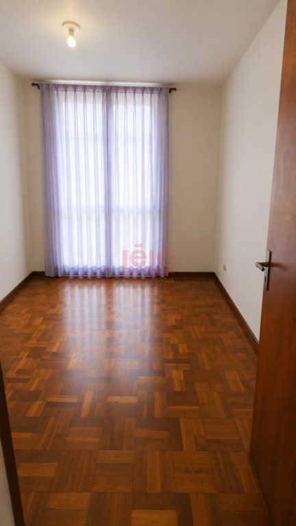 Apartamento para venda no Zona 07 em Maringa com 80,77m² por R$ 190.000,00