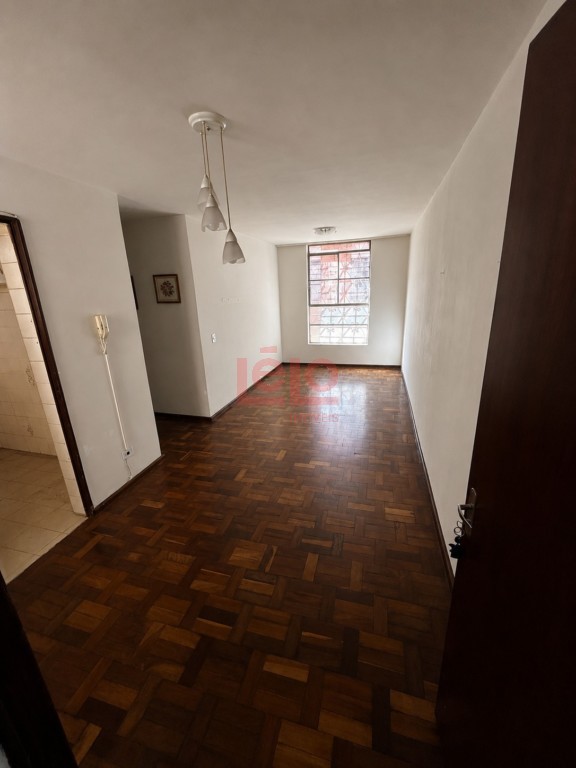 Apartamento para venda no Zona 07 em Maringa com 80,77m² por R$ 190.000,00